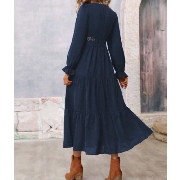 Luxe lace insert flounce sleeve blouse - Picture 4 of 7